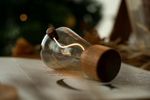lifestyle image of Opal Drift Light