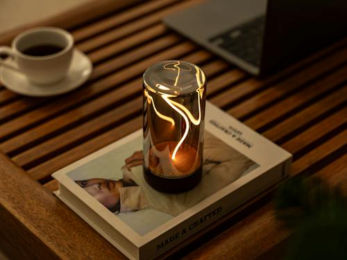 lifestyle image of Solis Drift Light