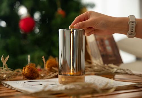lifestyle image of Solis Drift Light