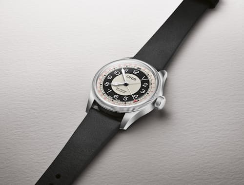 no crop image of Big Crown Pointer Date Bullseye Watch