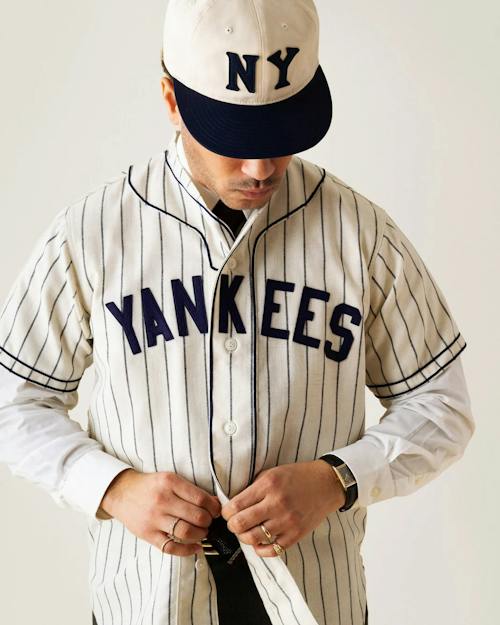 on model image of New York Black Yankees Cotton Twill Ballcap