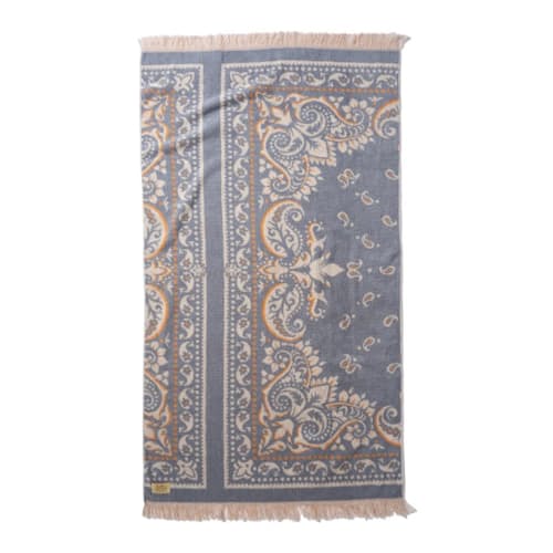 laydown image of Cotton Pile Blanket (M)