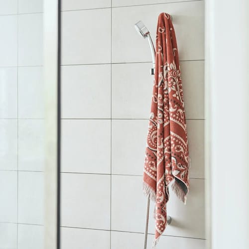 lifestyle image of Cotton Pile Blanket (M)