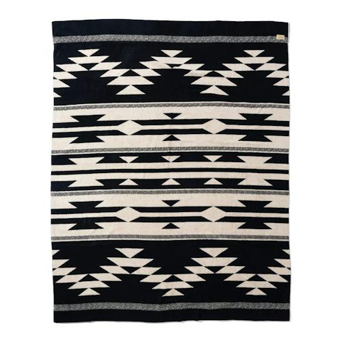 laydown image of Cotton Pile Blanket (L)