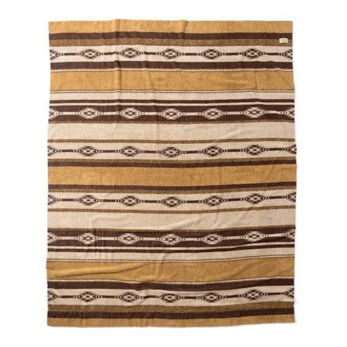 laydown image of Cotton Pile Blanket (L)