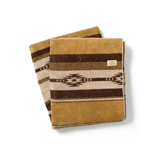 laydown image of Cotton Pile Blanket (L)