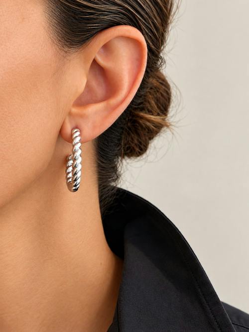 on model image of Silver Rope Hoops