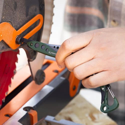 lifestyle image of SKELETOOL® CX