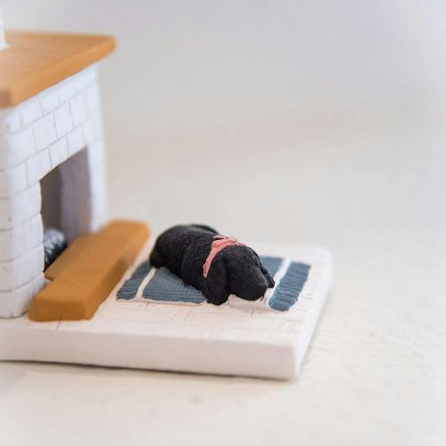 no crop image of Holiday Country Hearth Puppy