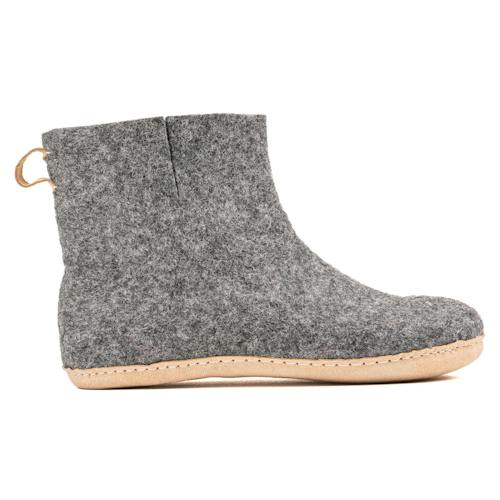 laydown image of Indoor Boots With Leather Sole