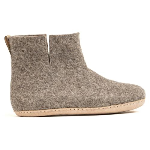 laydown image of Indoor Boots With Leather Sole