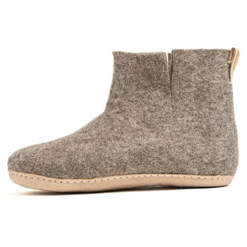 laydown image of Indoor Boots With Leather Sole