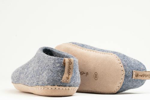laydown detail image of Indoor Shoes With Leather Sole