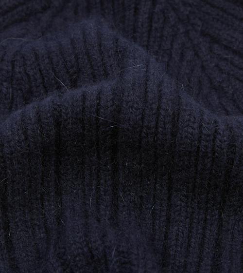laydown detail image of Geelongora Beanie