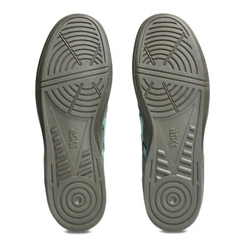 laydown image of Skyhand OG Sneaker