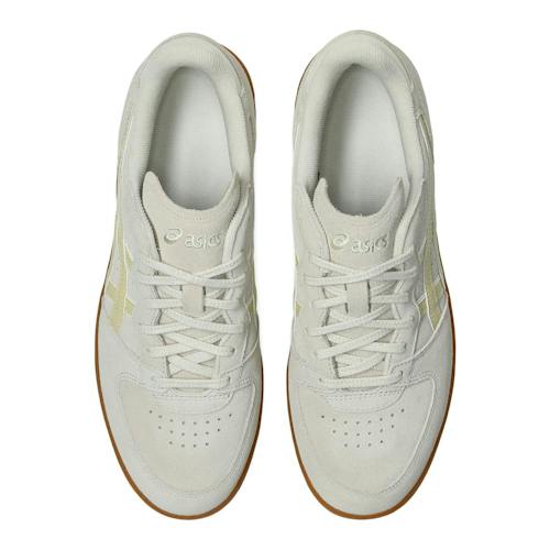 laydown image of Skyhand OG Sneaker