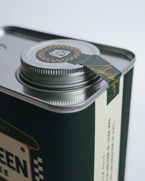 laydown detail image of Extra Bold Blend - One Pound Collector Oil Can Tin