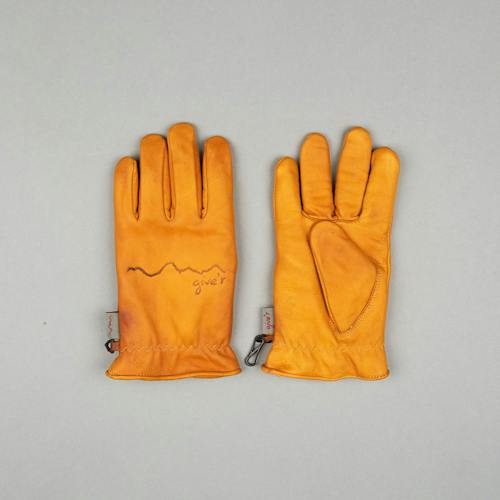 no crop image of Classic Give'r Gloves