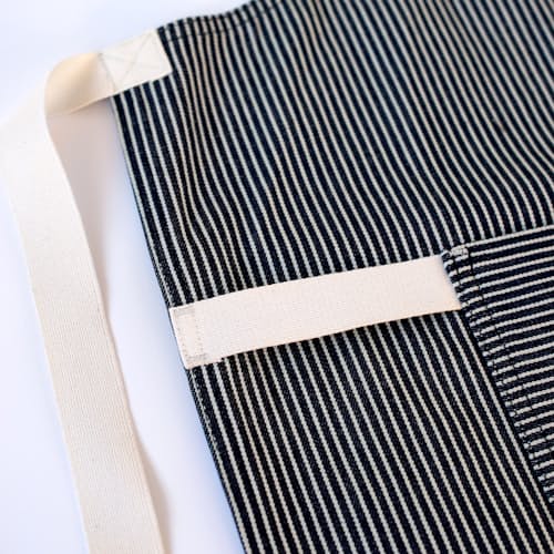 laydown image of Hickory Classic Apron
