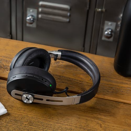 laydown image of Momentum 3 - Premium Over-Ear Wireless Headphones
