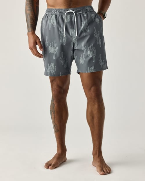 on model image of Performance Lined Swim Trunk - 7"