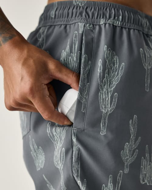 on model image of Performance Lined Swim Trunk - 7"