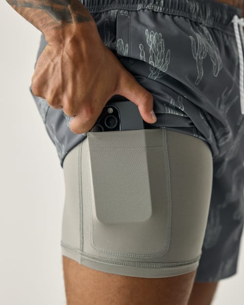 on model image of Performance Lined Swim Trunk - 7"