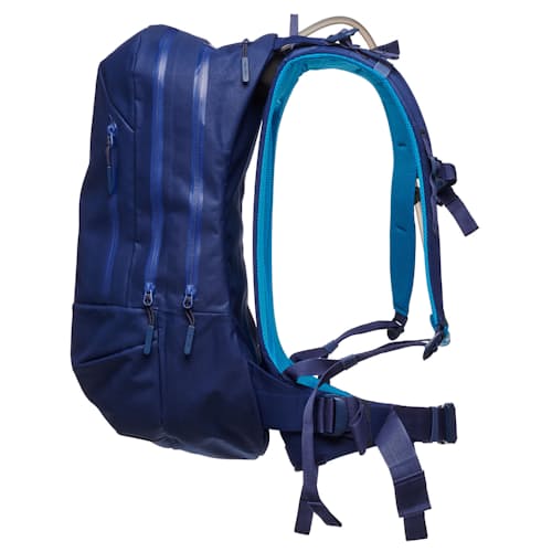 laydown image of Hydration Pack 20L