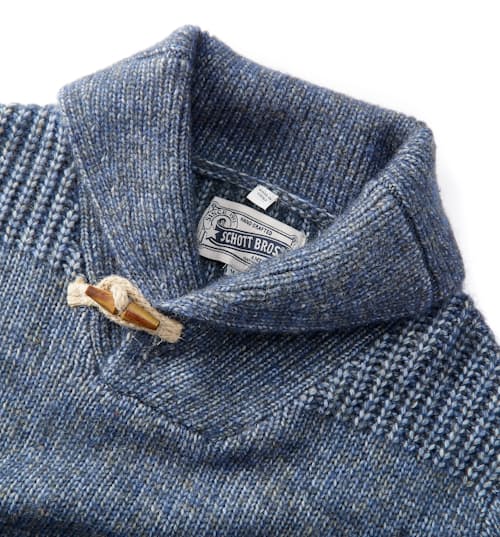 laydown image of Men's Pullover Sweater