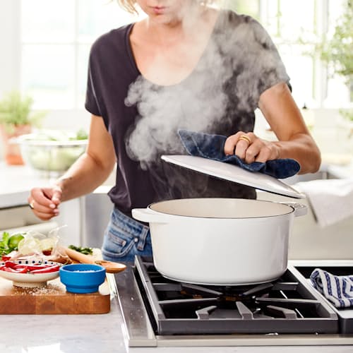 laydown image of Classic Dutch Oven