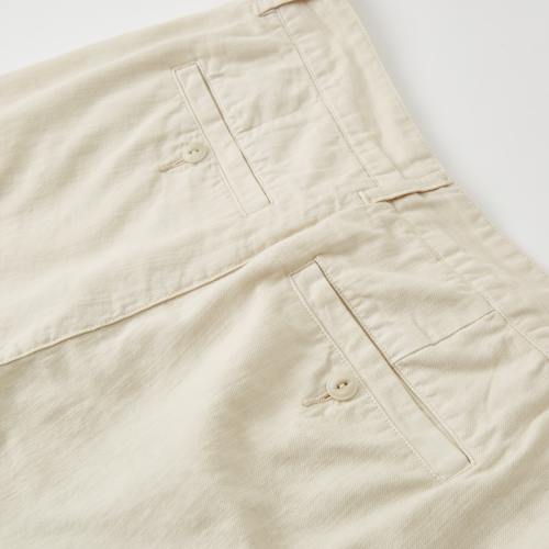 laydown image of Cotton Linen Short - 9"