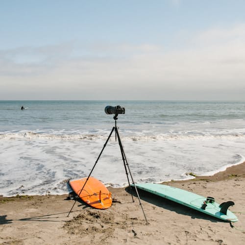 laydown image of Travel Tripod - Aluminum