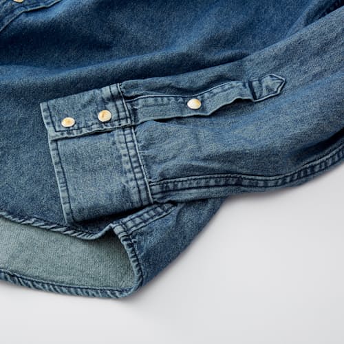 laydown detail image of Bone Button Western Shirt