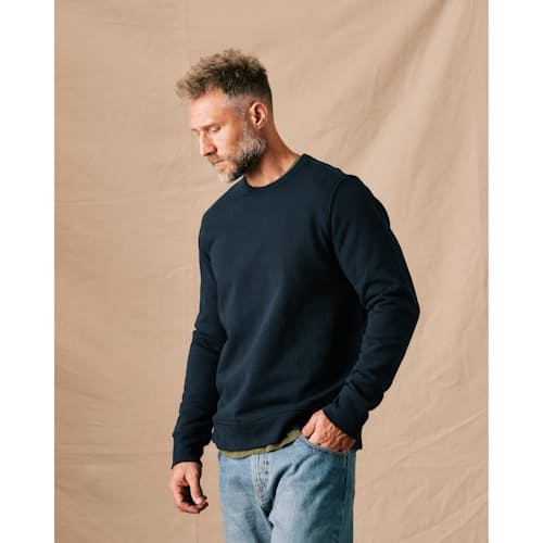 Chad is 6'1" and wearing a M