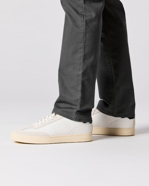 on model image of 365 Pant - HB Straight