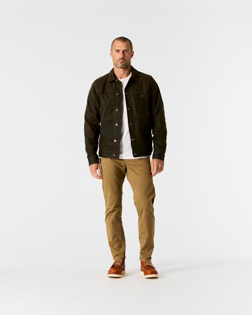 Zac is 6'0", 175lbs, and wearing size 32x32 in Earth