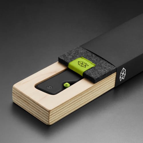laydown image of The Chapter Knife - Straight