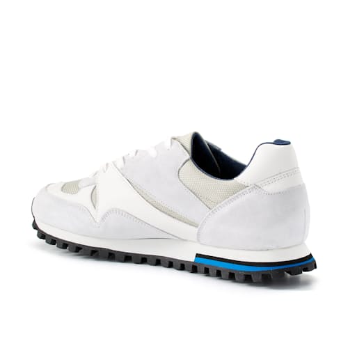 laydown image of Marathon Trainer