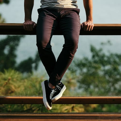 lifestyle image of Air-Stretch Windpant