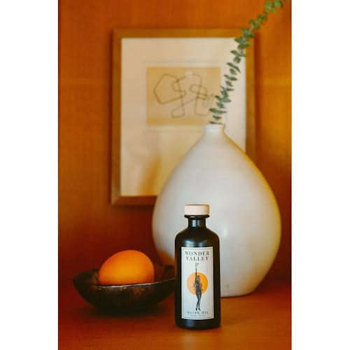 laydown image of Extra Virgin Olive Oil