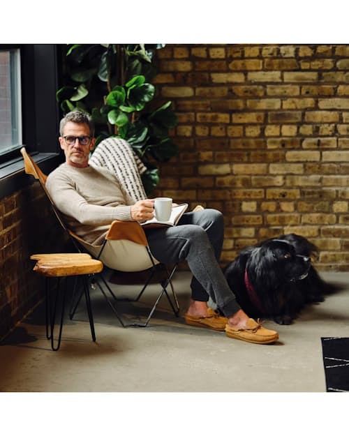 lifestyle image of Superfleece Trackpant
