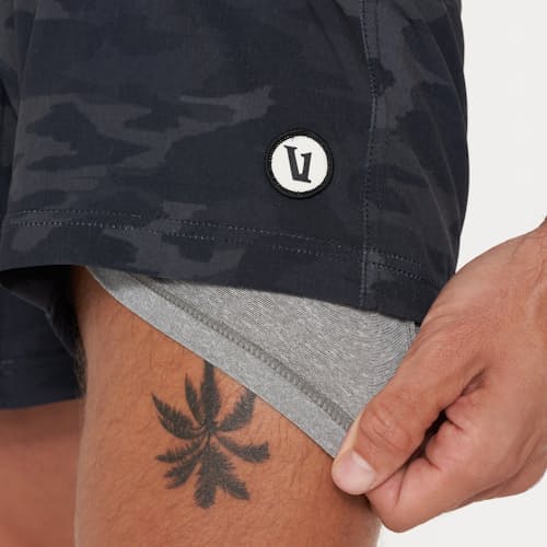 laydown detail image of Kore Performance Short - 7.5"