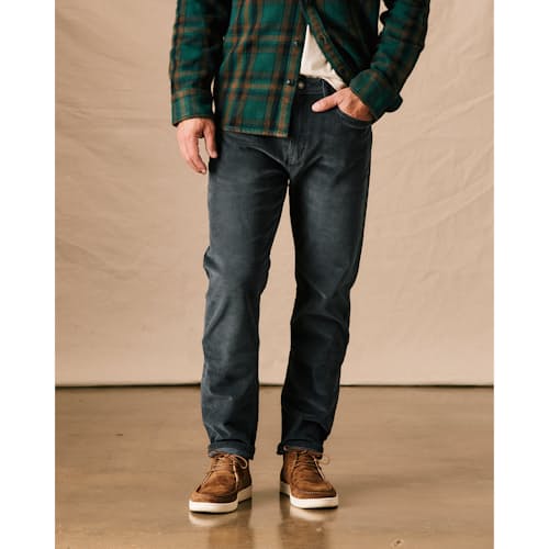 Chad is 6'1", 185lbs, and wearing a 31x32