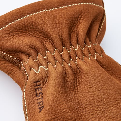 laydown image of Atle Nubuck Glove