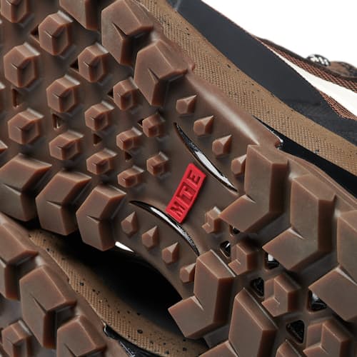 laydown image of Ultrarange EXO HI Gore-Tex MTE 3