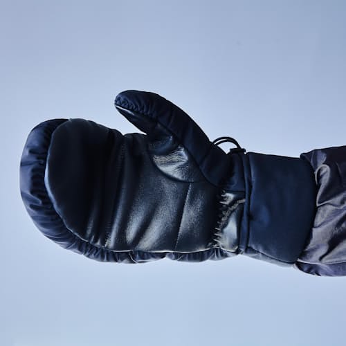 laydown image of Goretex Mittens
