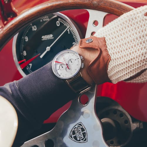 laydown image of Monoposto Chronograph