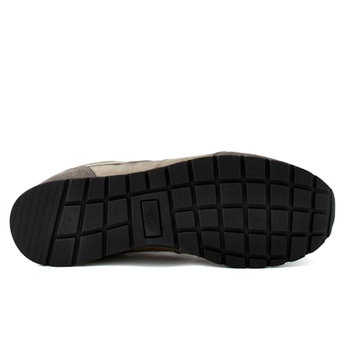 laydown image of Recess Runner