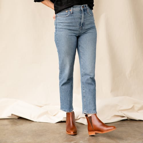 laydown image of Chelsea Boot - Women's