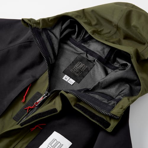 laydown image of Mountain Parka